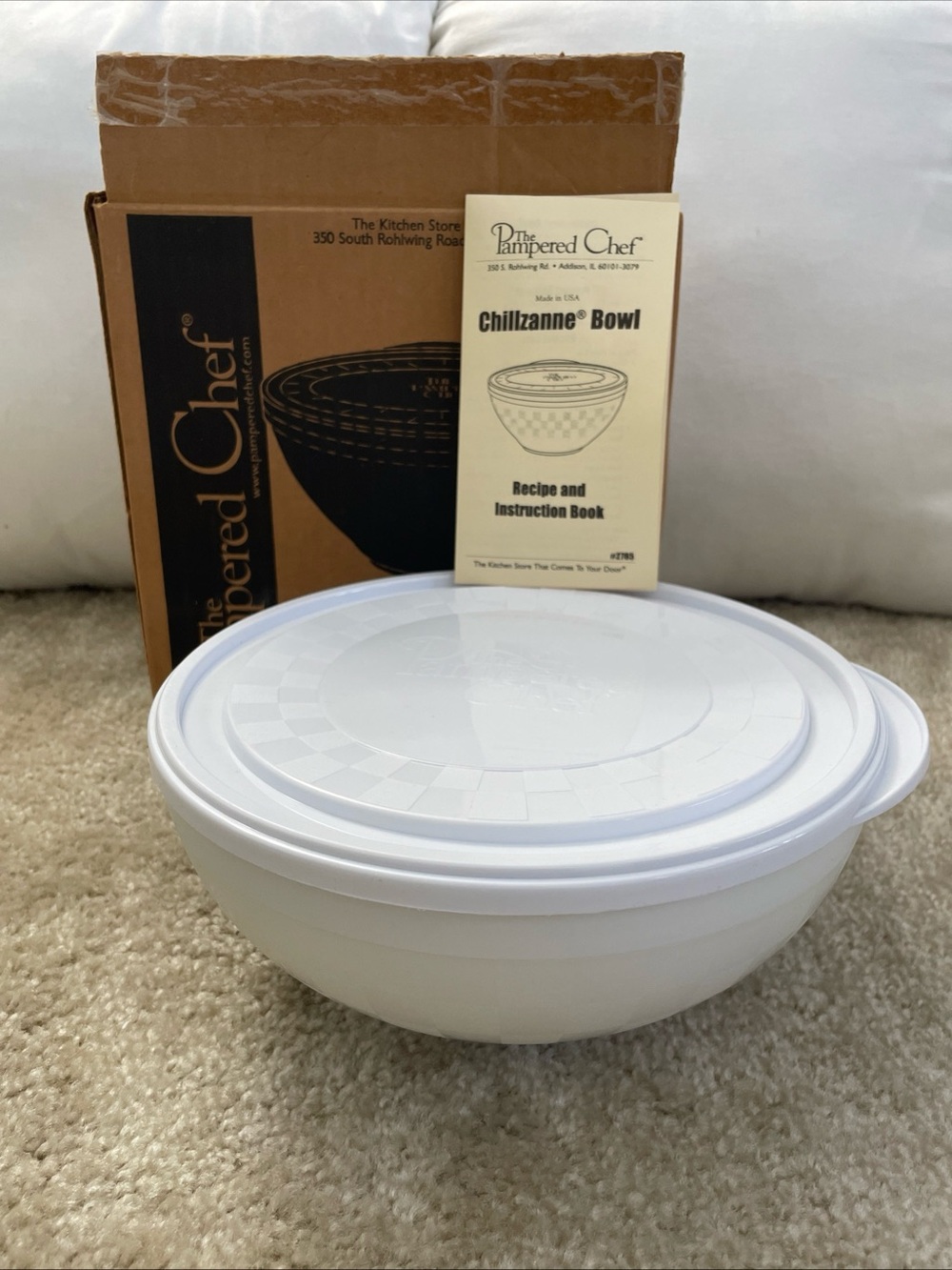 Pampered Chef CHILLZANNE Bowl #2785 - With Lid & Box - Made In USA - RARE!